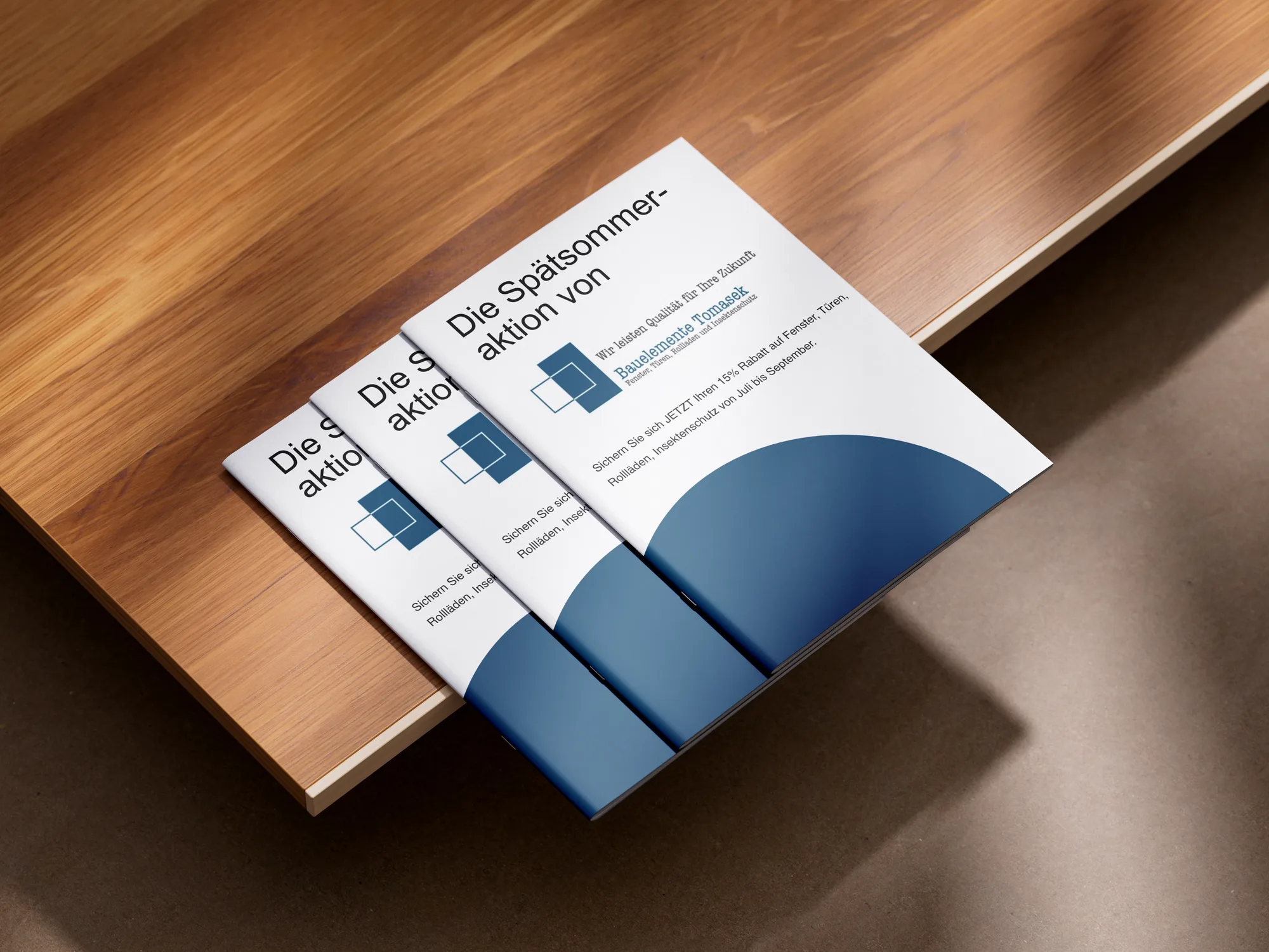Stacked flyers titled “The late-summer campaign by Bauelemente Tomasek”.